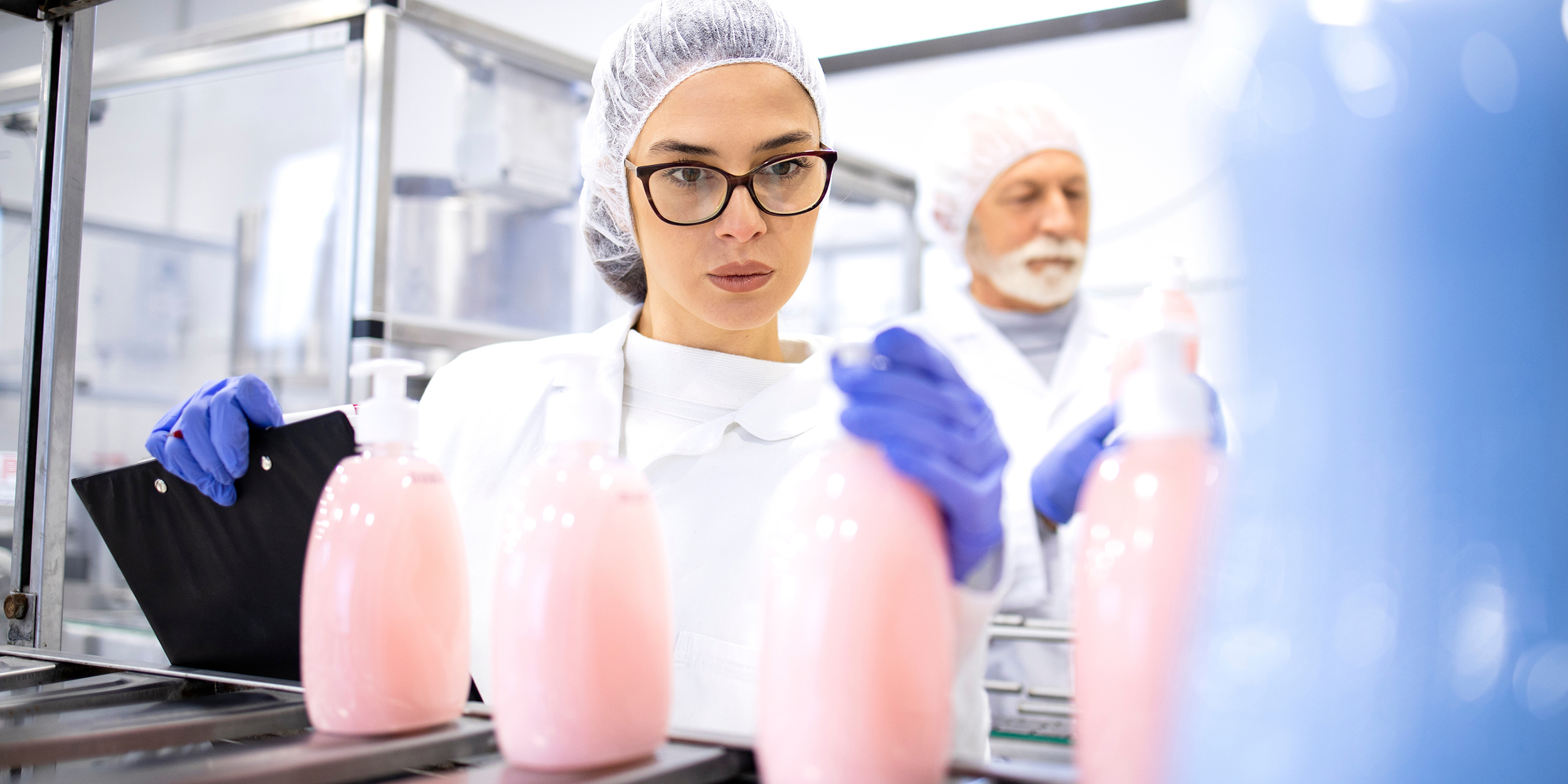 Химическое производство в России имеет важное значение для косметической отрасли