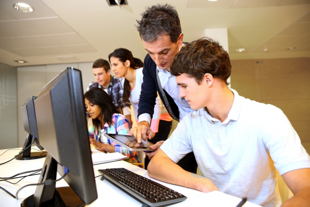 teamworking-1024x682.jpg